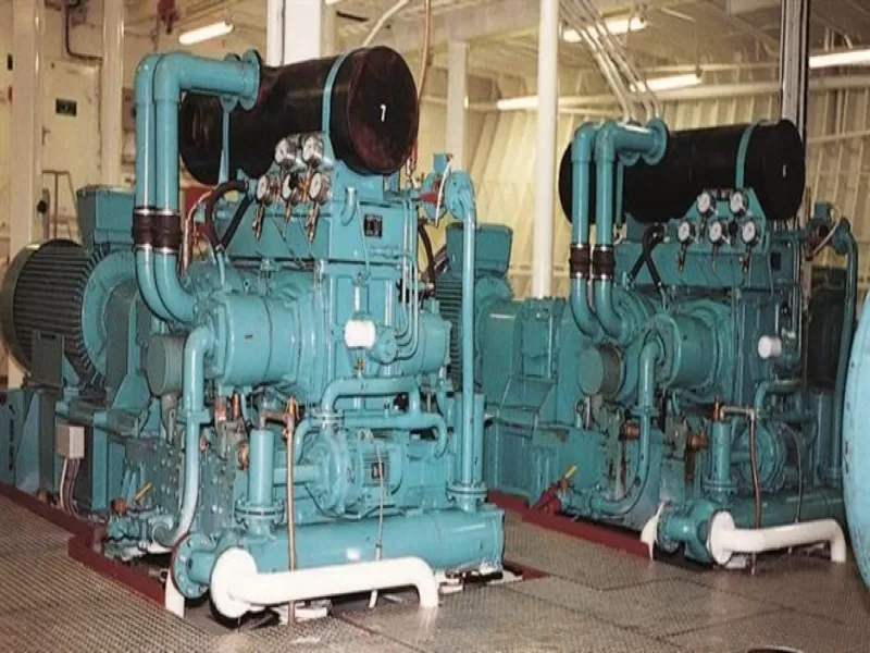 MARINE COMPRESSOR