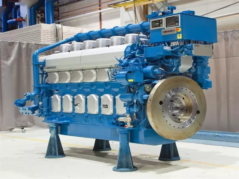MARINE ENGINE