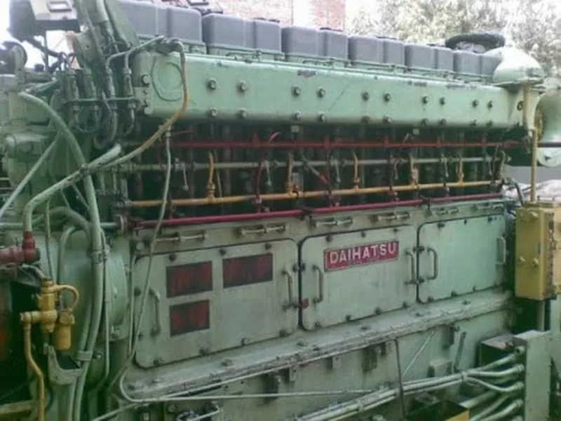 MARINE ENGINE